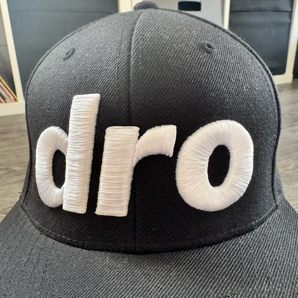 DRO SnapBack Hat - Picture 2 of 5